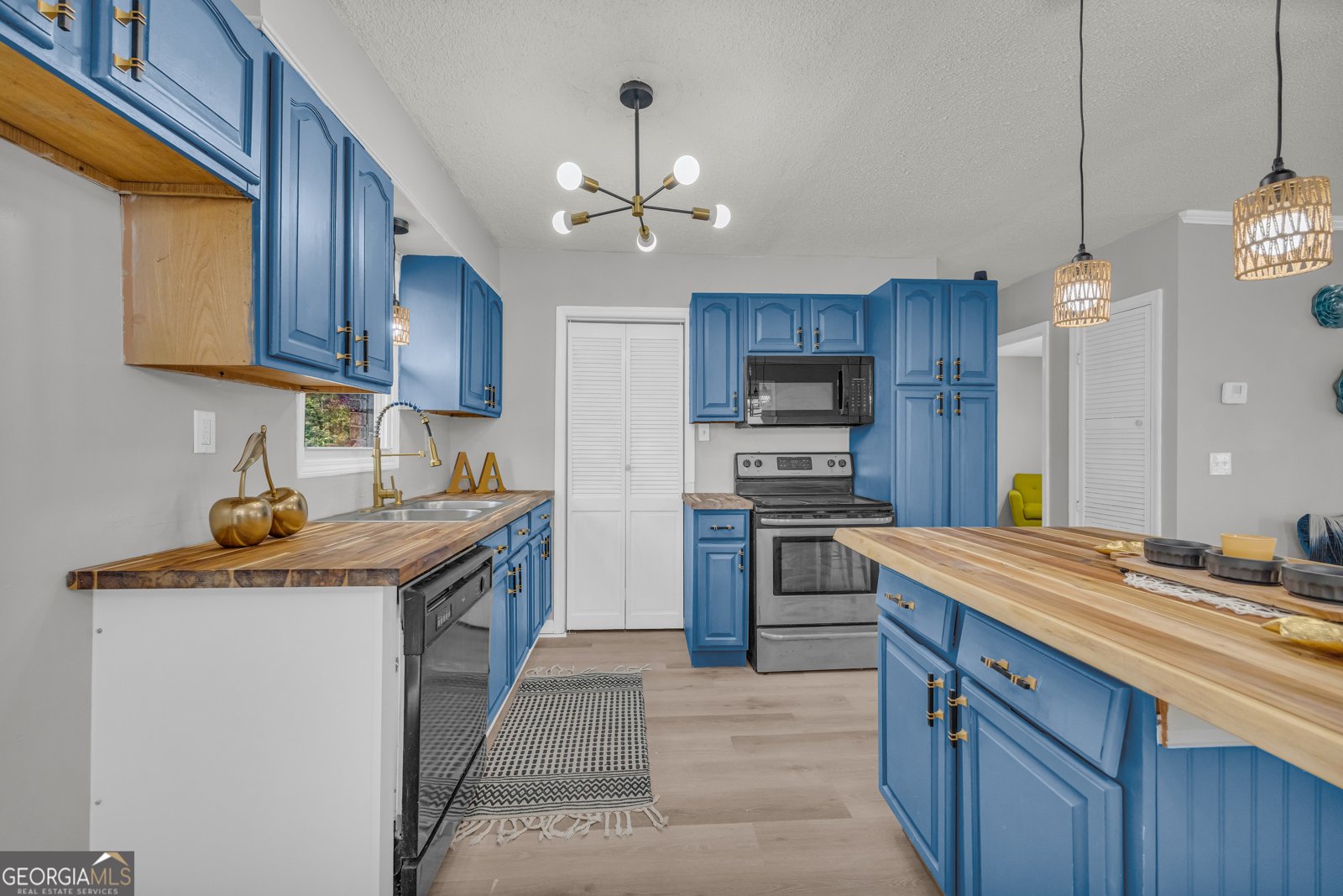 1621 Dickerson Road Elberton - 17