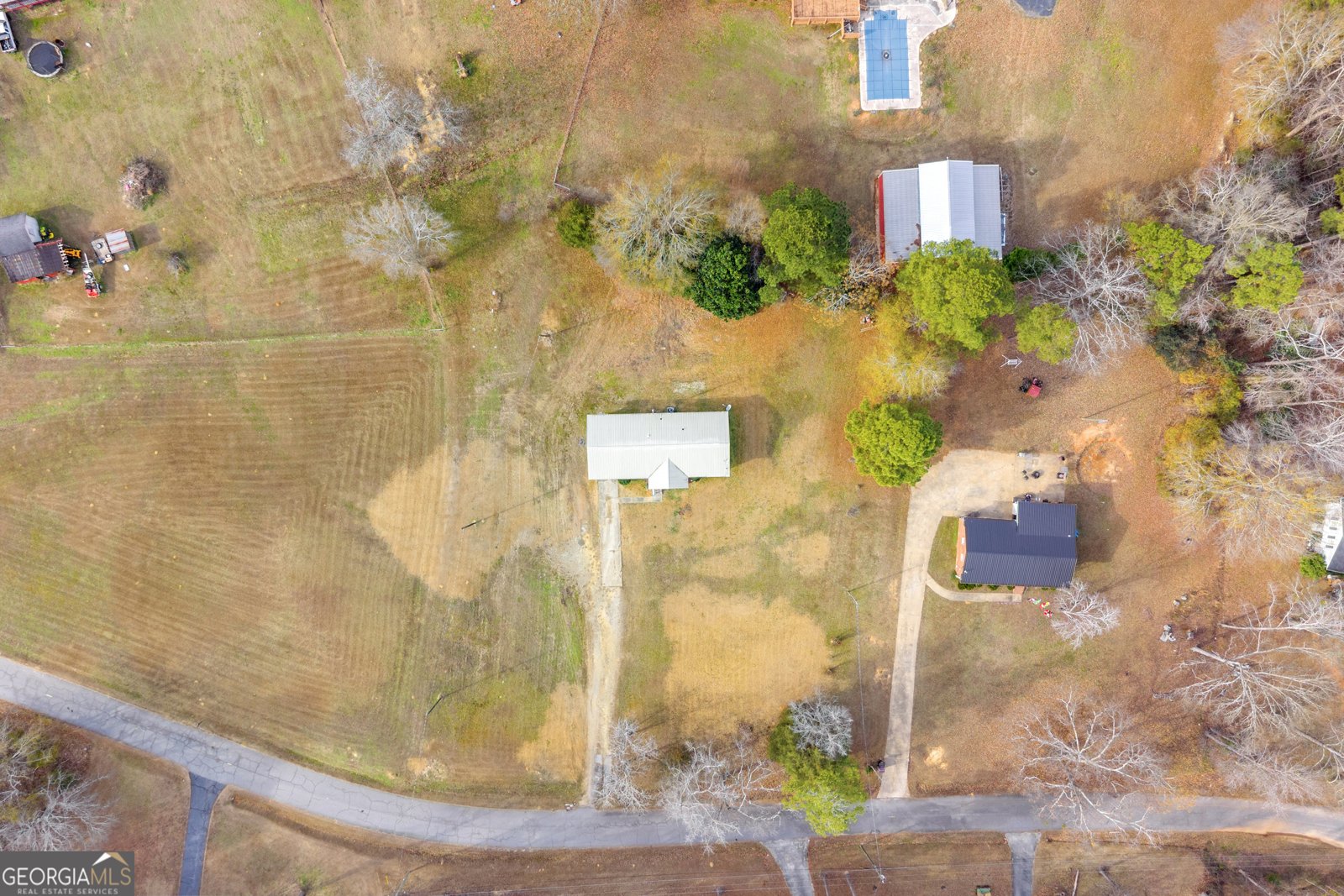 1621 Dickerson Road Elberton - 56