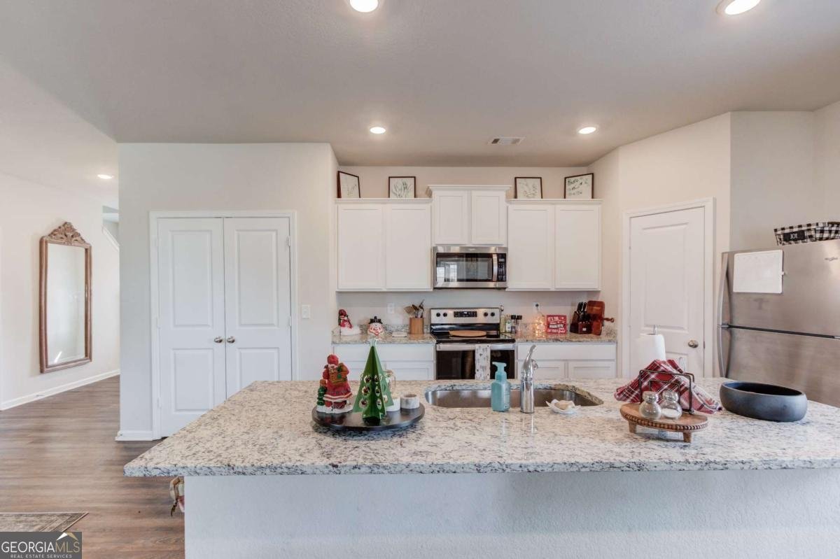 802 Robbie Lane Monroe - 12