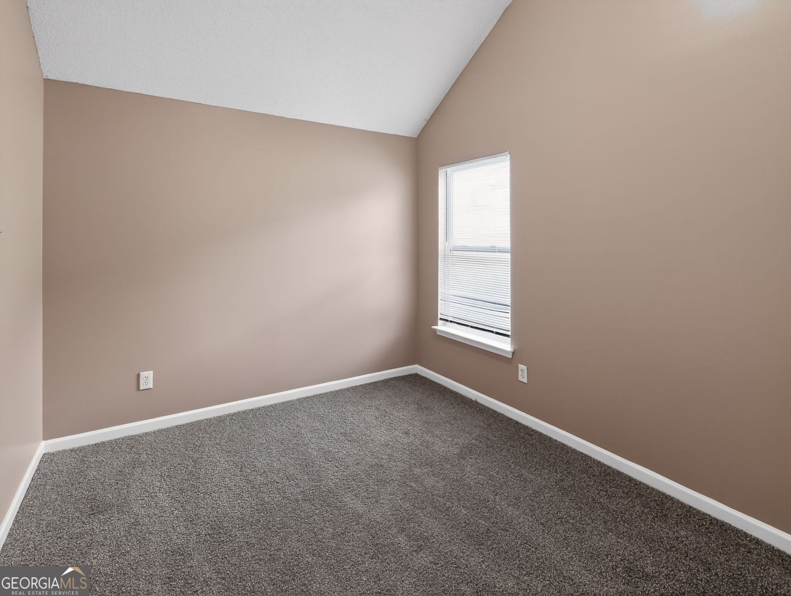 5301 Cattail Lane South Fulton - 14