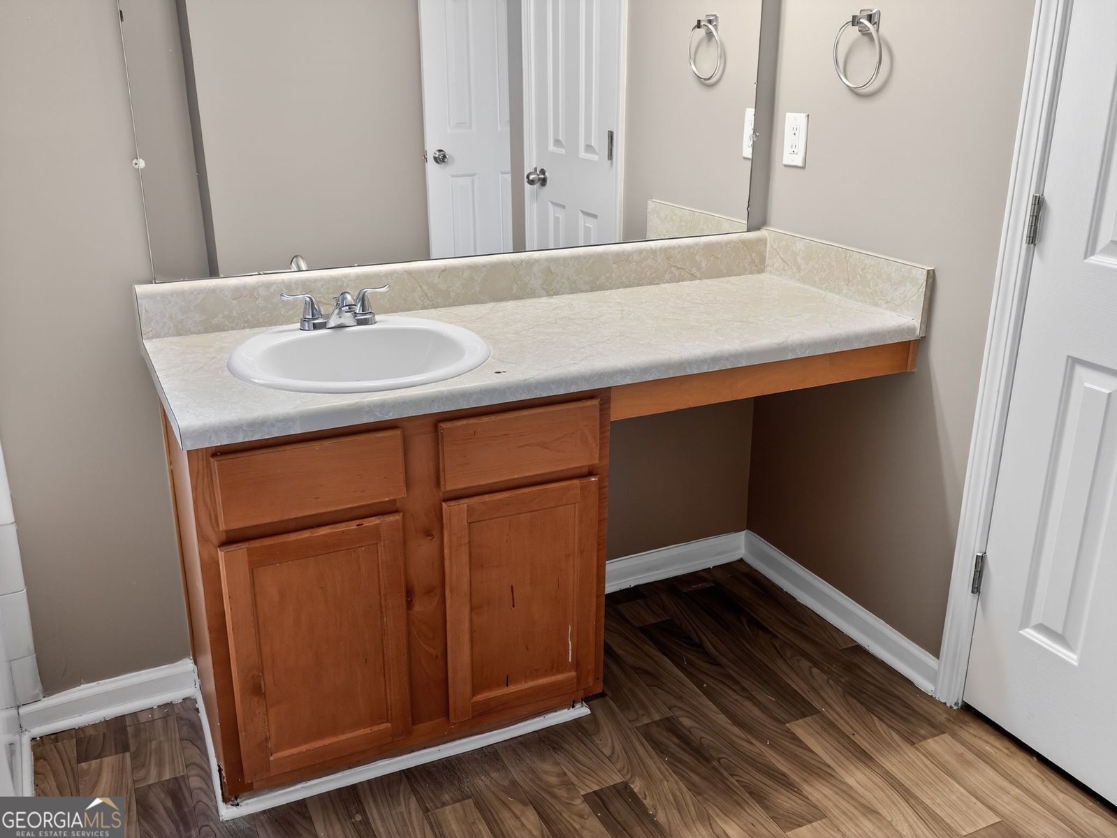 5301 Cattail Lane South Fulton - 18