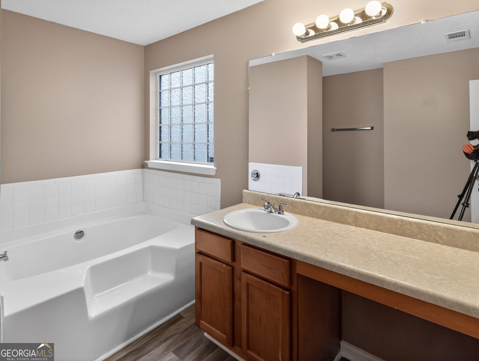 5301 Cattail Lane South Fulton - 22