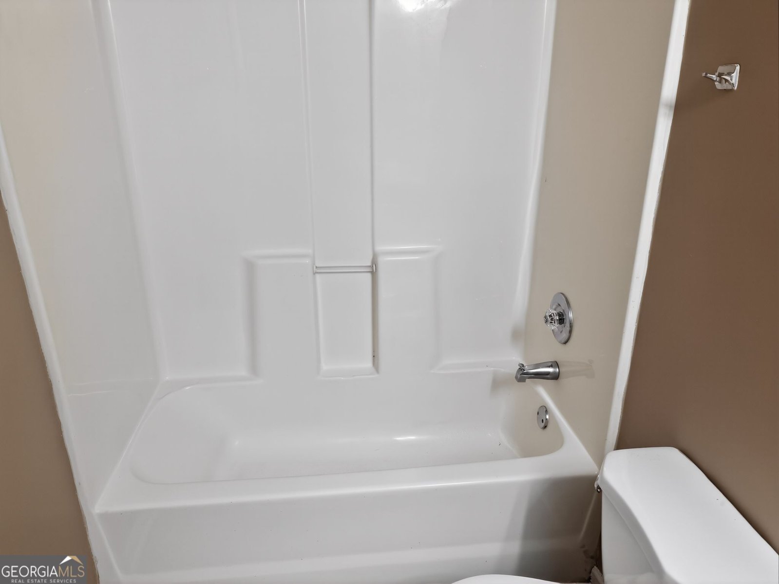 5301 Cattail Lane South Fulton - 23