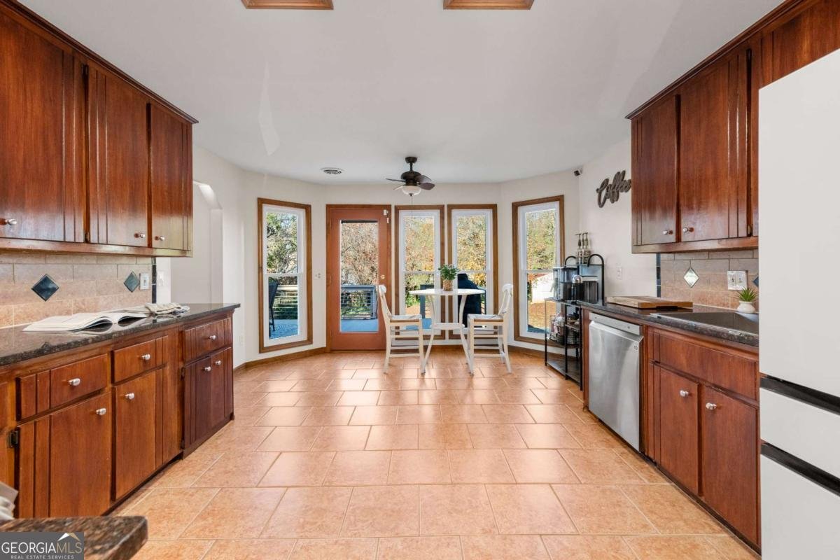 1764 Blackwillow Drive Marietta - 12