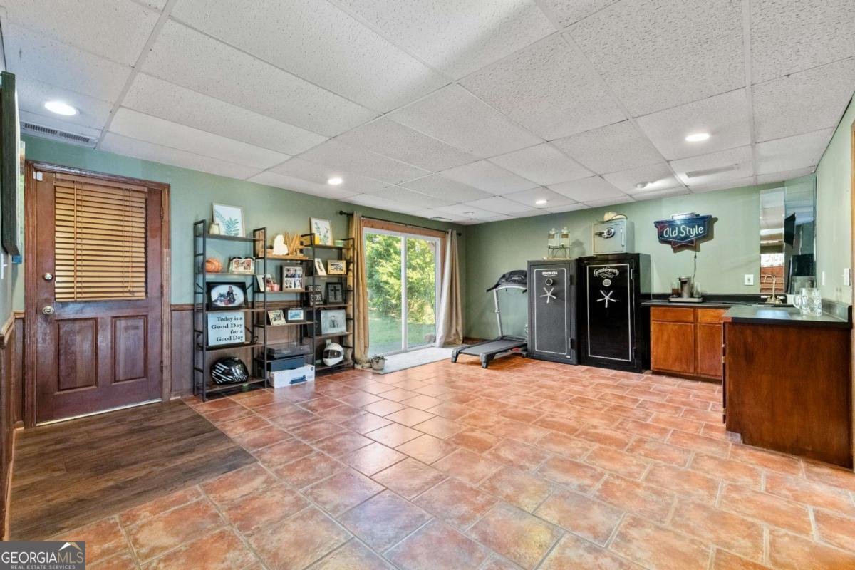 1764 Blackwillow Drive Marietta - 33