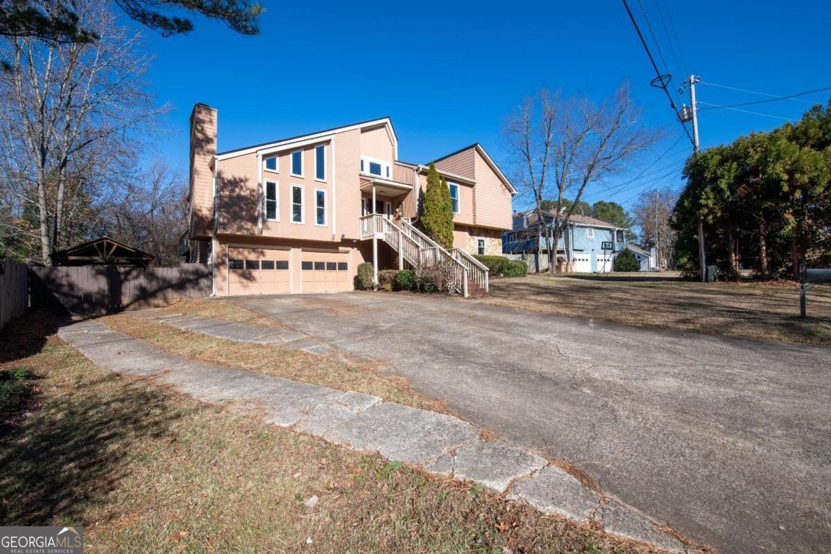 1764 Blackwillow Drive Marietta - 54