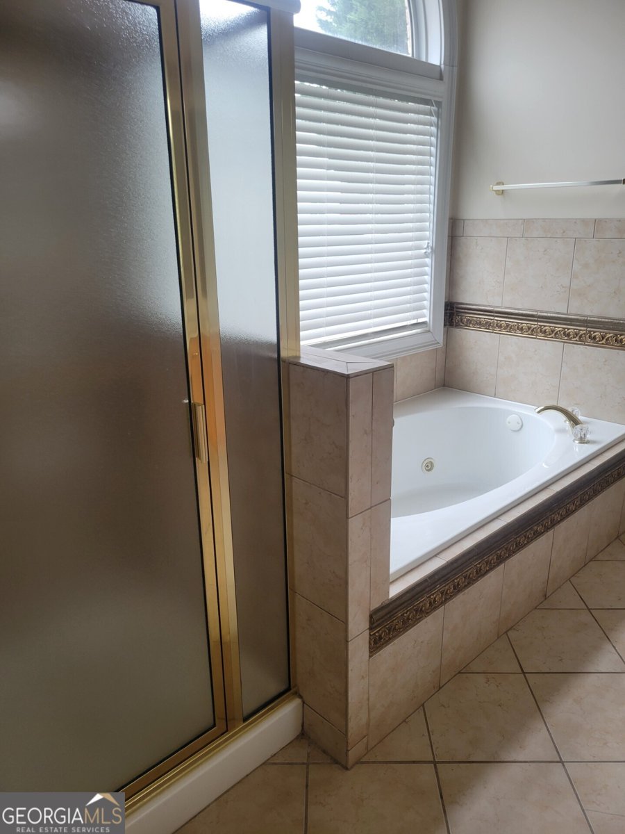 1086 Rowanshyre Circle McDonough - 11