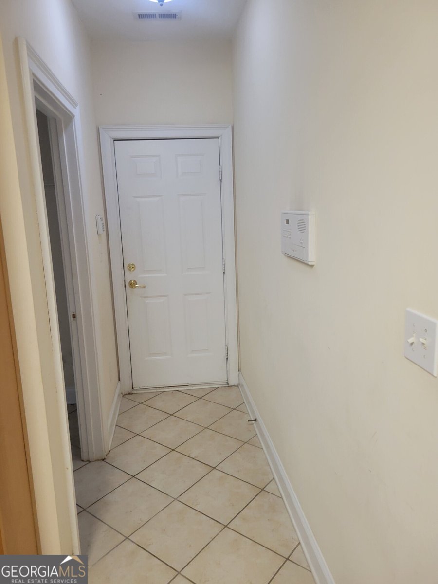 1086 Rowanshyre Circle McDonough - 8