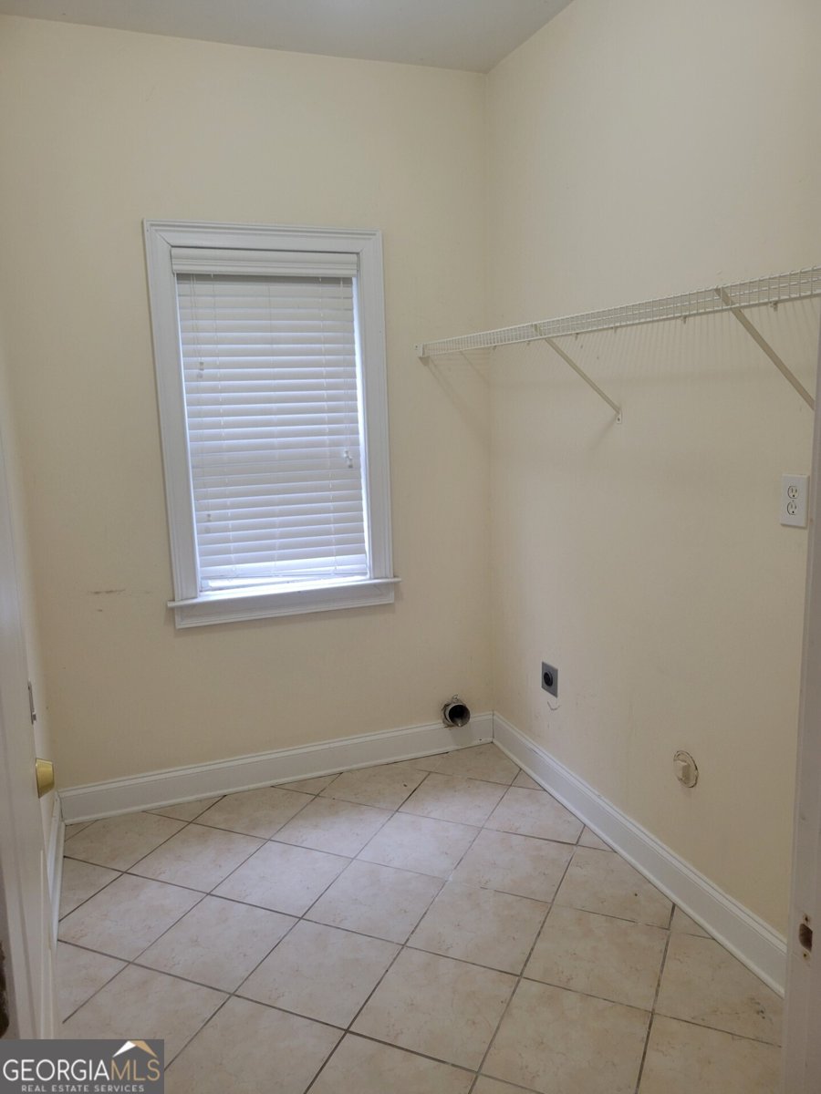 1086 Rowanshyre Circle McDonough - 9