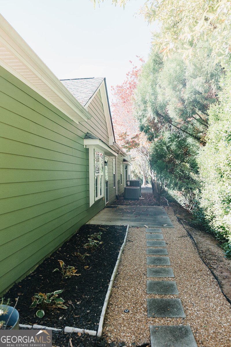 4304 Commonwealth Circle Newnan - 31