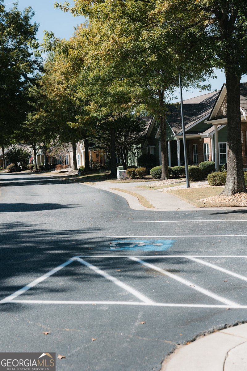 4304 Commonwealth Circle Newnan - 38