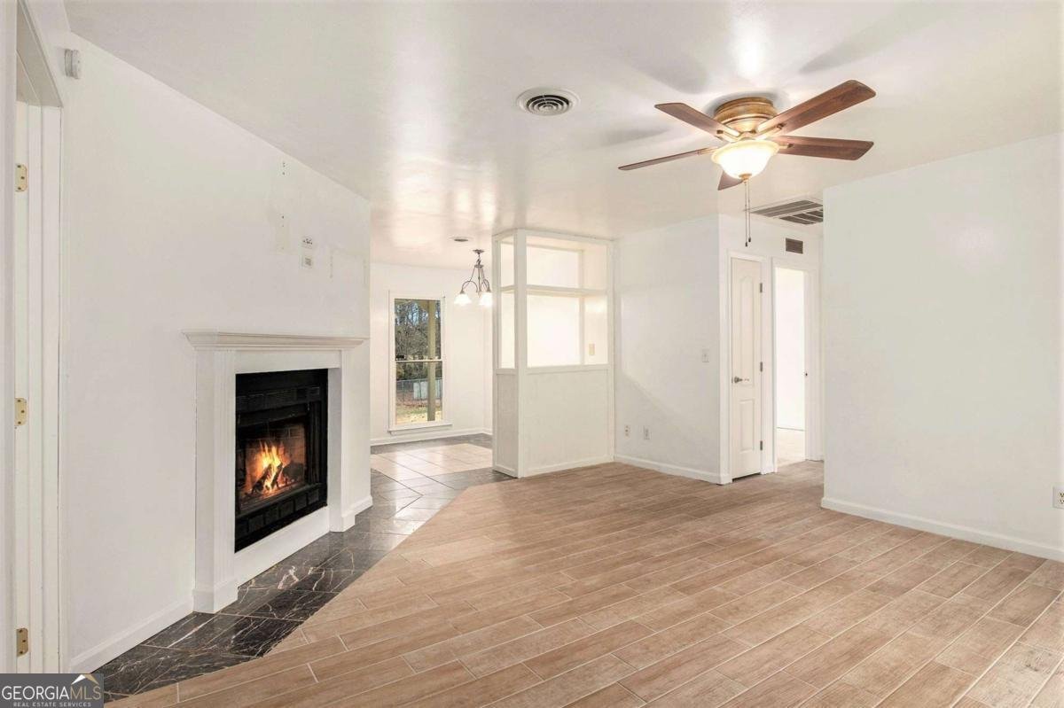 325 Timberridge Lane Auburn - 2