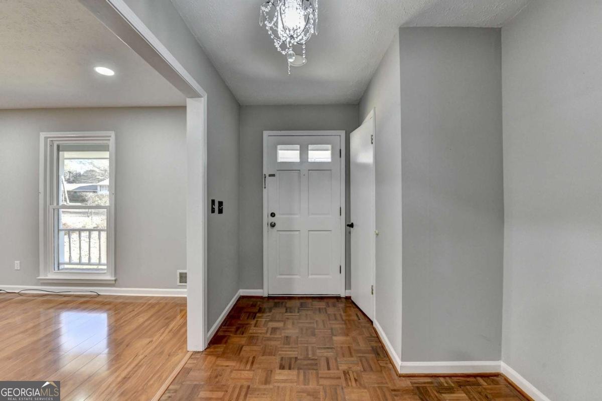 1249 Renee Drive Lilburn - 4