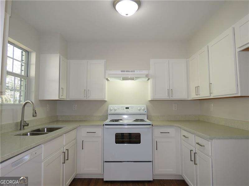 311 Peachtree Hills Avenue Atlanta - 15