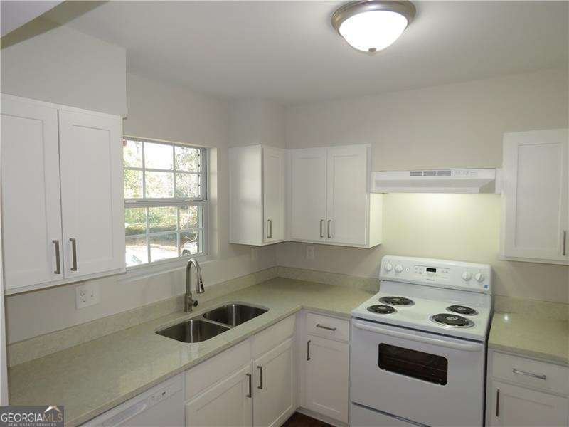 311 Peachtree Hills Avenue Atlanta - 16