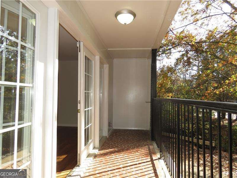 311 Peachtree Hills Avenue Atlanta - 31