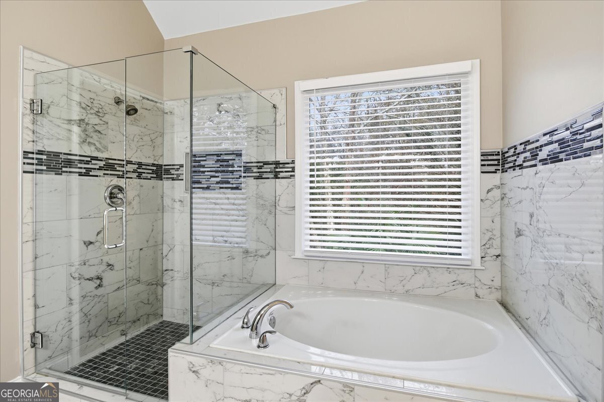 1045 Mayfield Manor Drive Alpharetta - 24