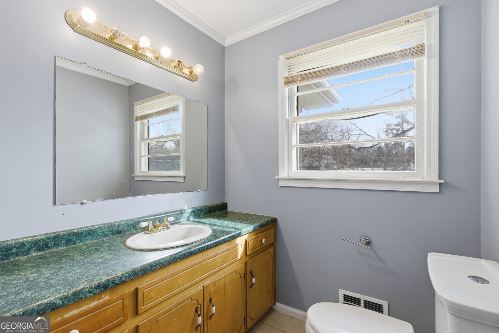 15 Putnam Street Royston - 16