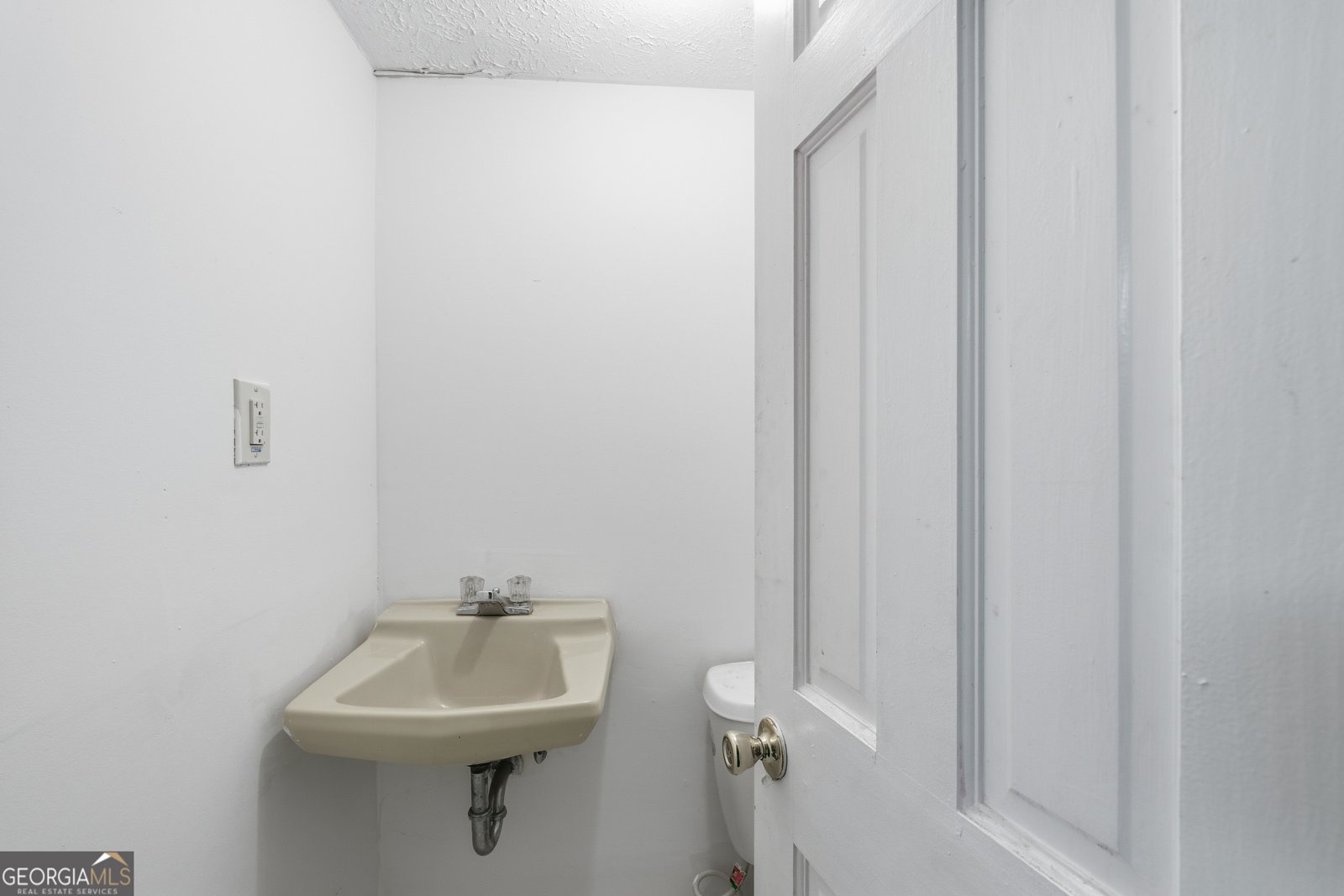 15 Putnam Street Royston - 33