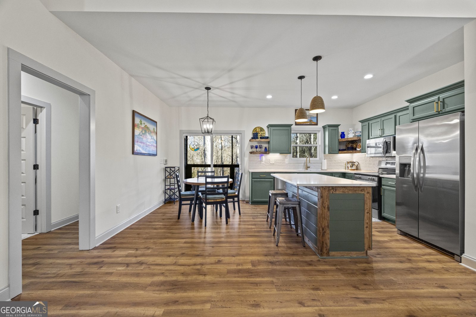 169 View St Clarkesville - 10