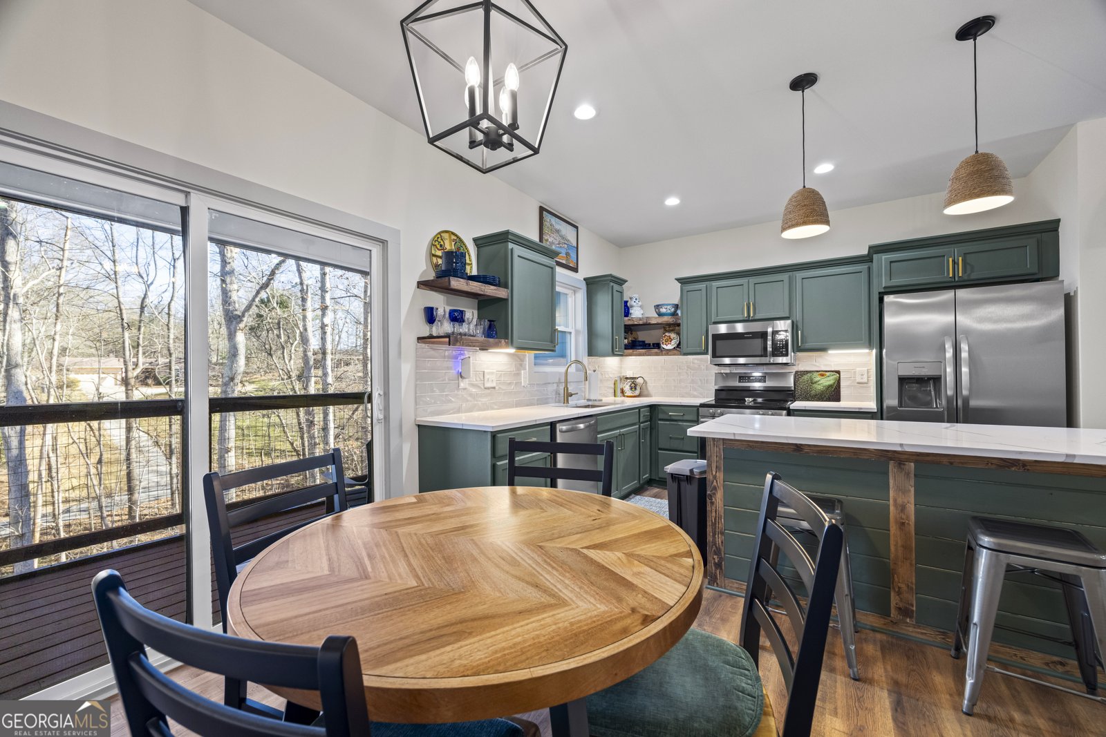 169 View St Clarkesville - 12