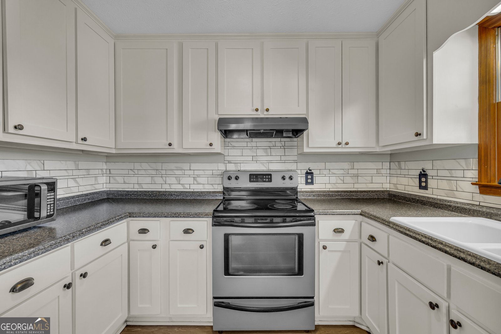 699 Cobblestone Lane Demorest - 28