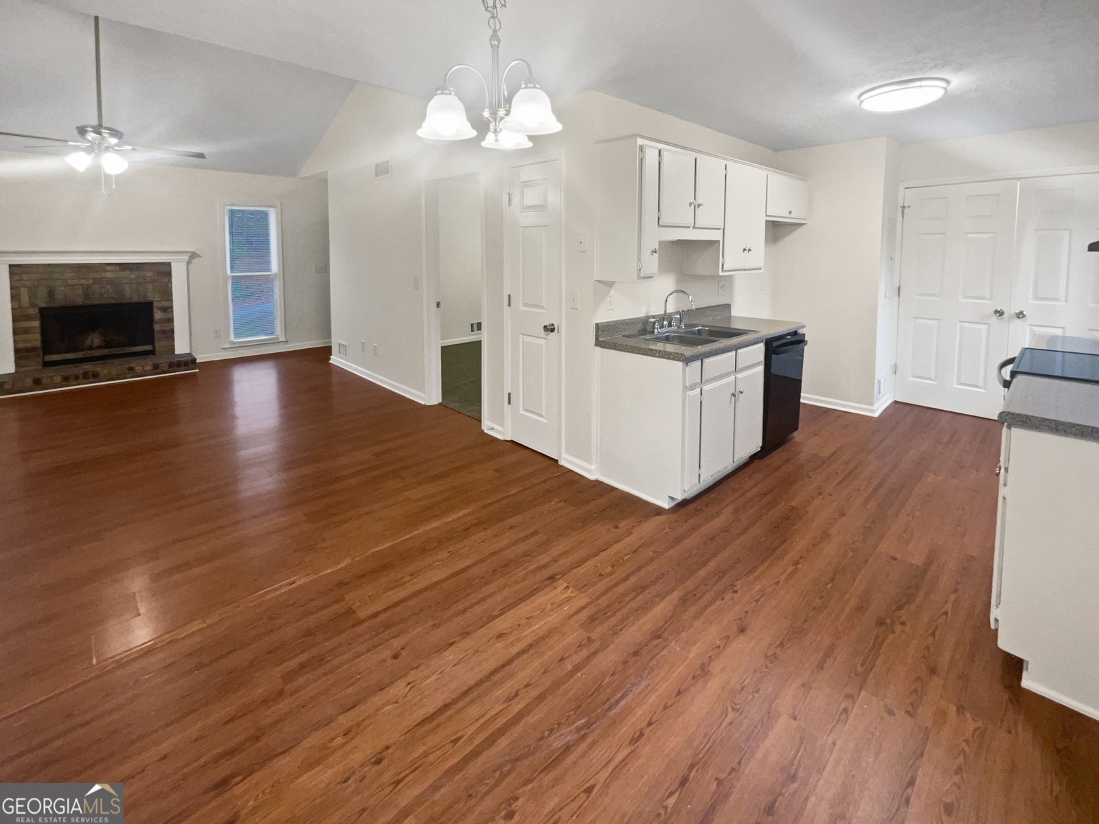 4060 Grand Prix Street Cumming - 7