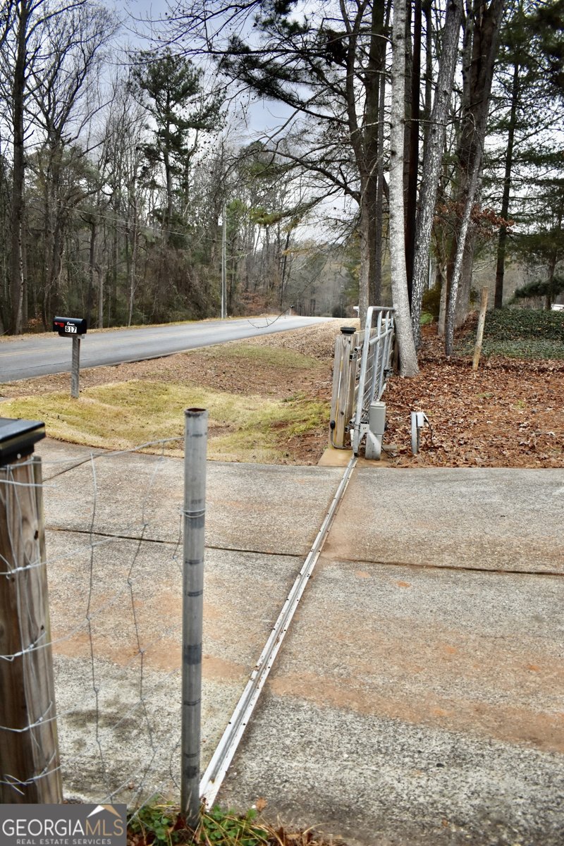 817 Brookside Drive Winder - 120