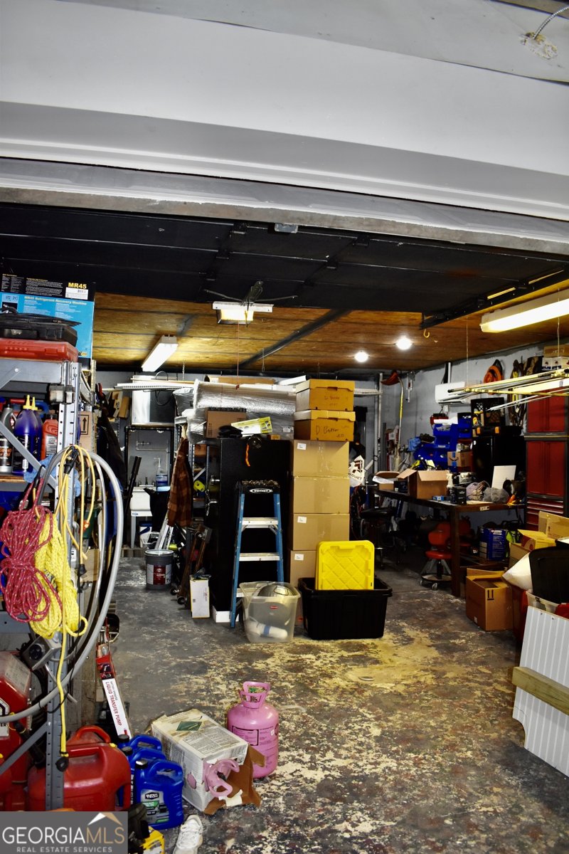 817 Brookside Drive Winder - 124