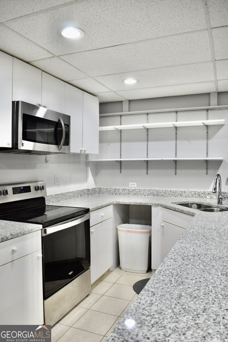 817 Brookside Drive Winder - 72