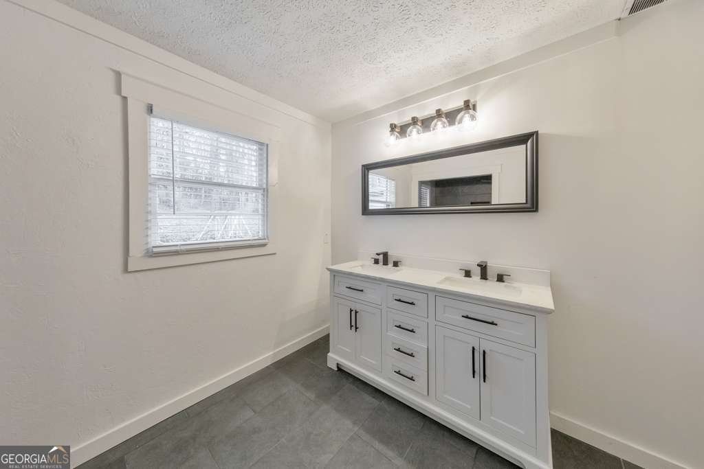 3030 Rio Montana Drive Marietta - 31