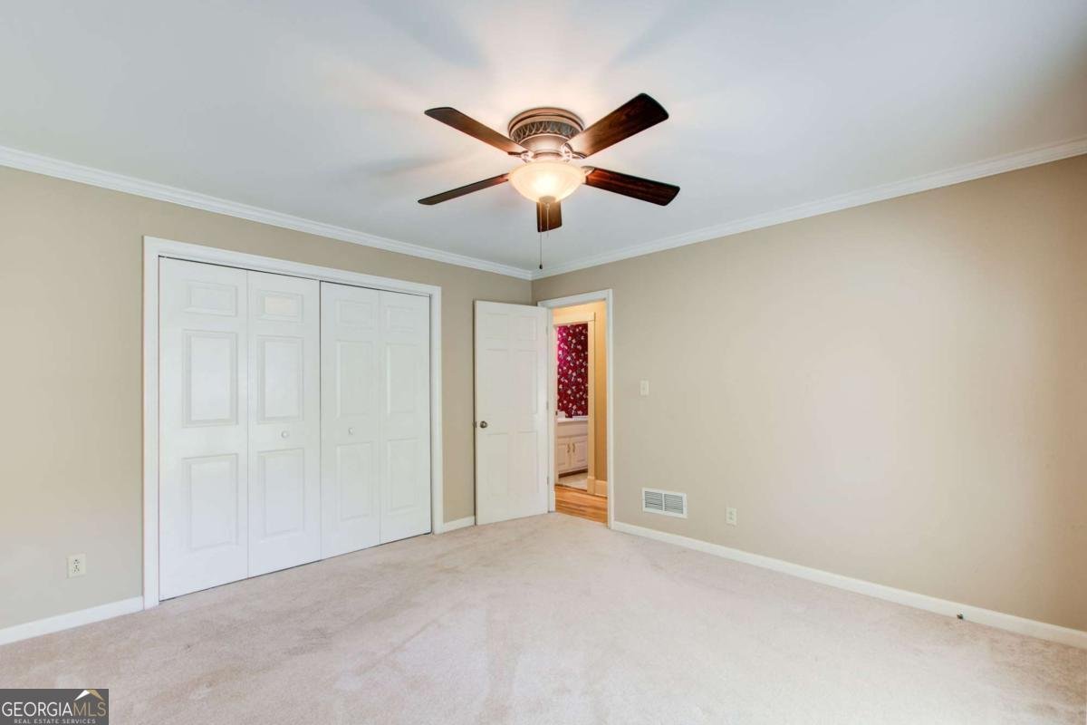 5163 CHARLEMAGNE Way Lilburn - 22