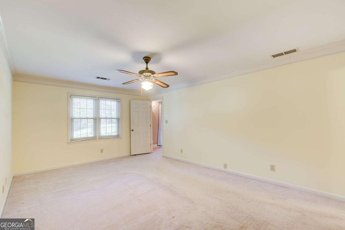 5163 CHARLEMAGNE Way Lilburn - 27