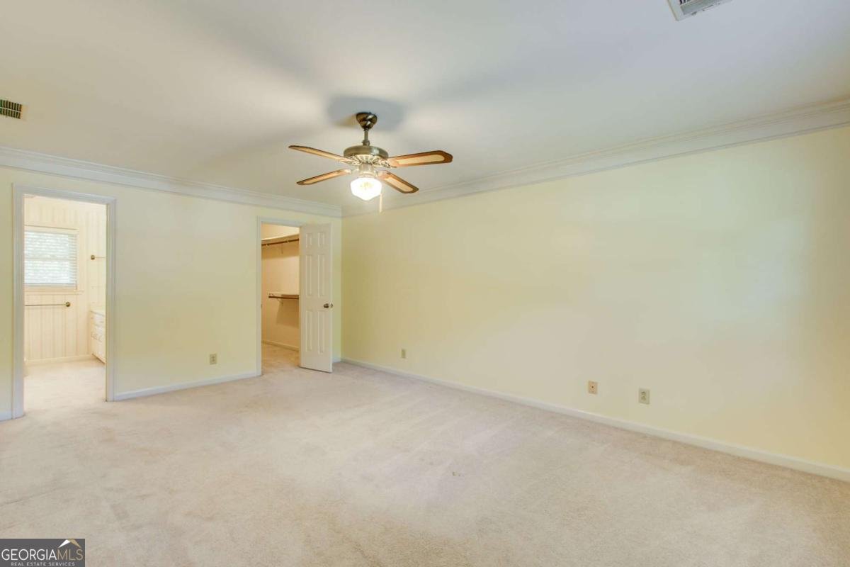 5163 CHARLEMAGNE Way Lilburn - 28