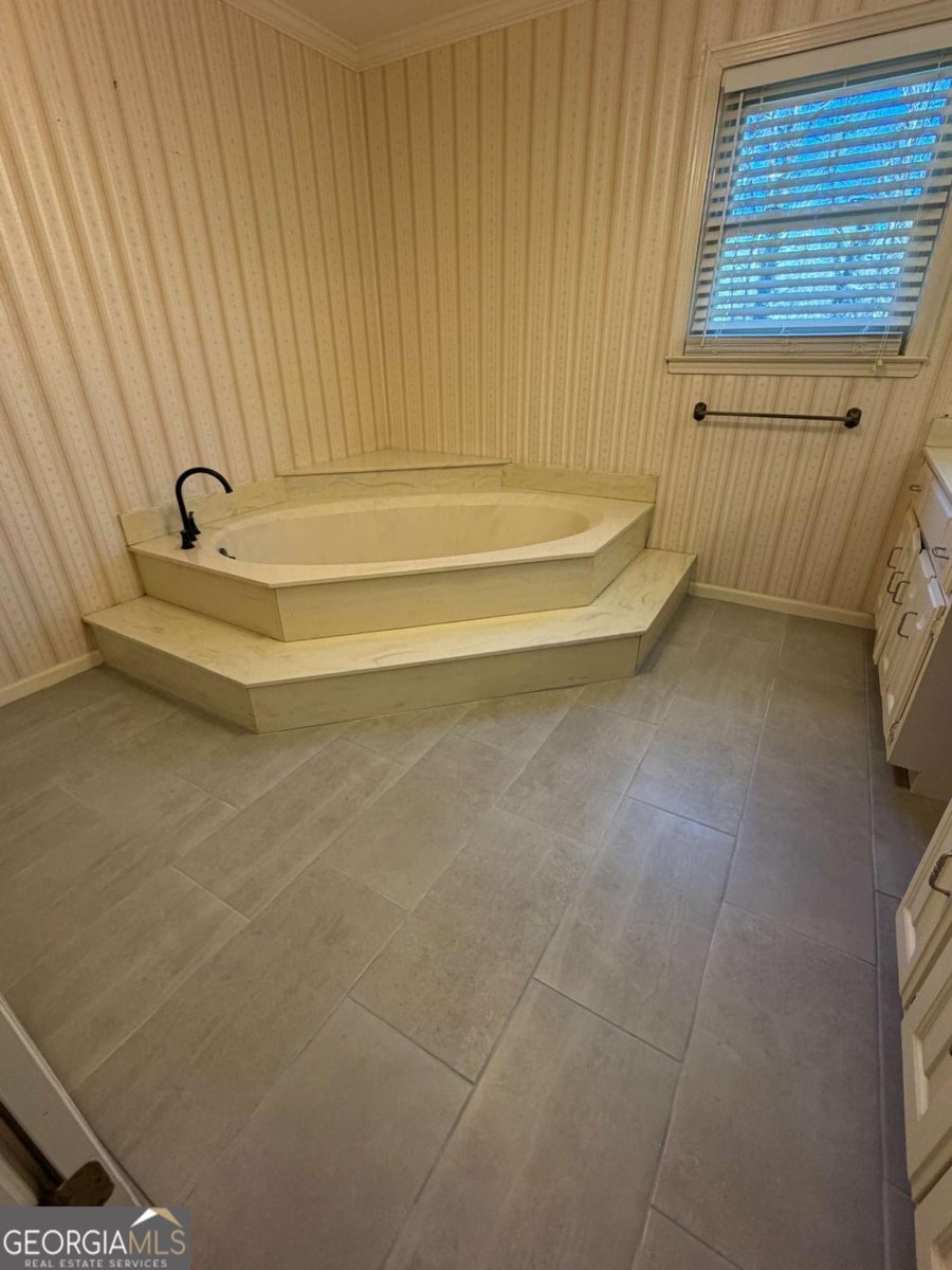 5163 CHARLEMAGNE Way Lilburn - 29