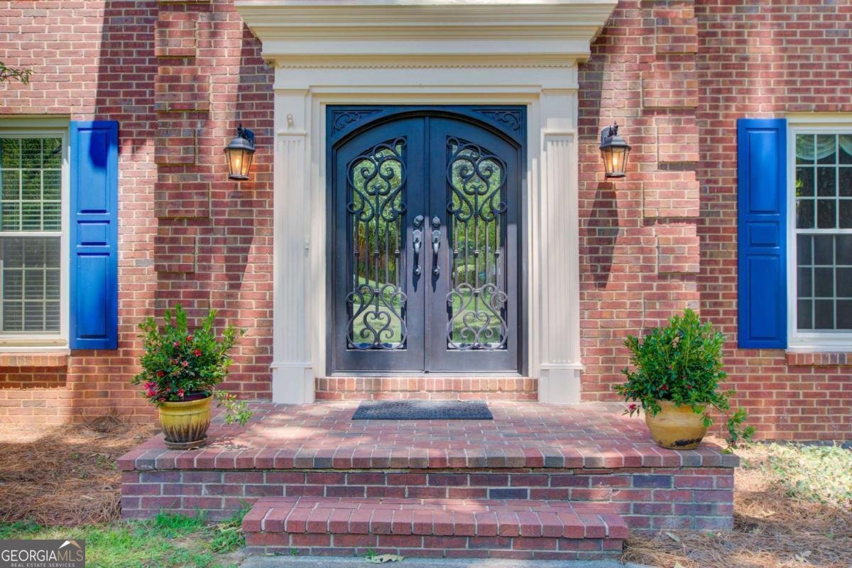 5163 CHARLEMAGNE Way Lilburn - 3