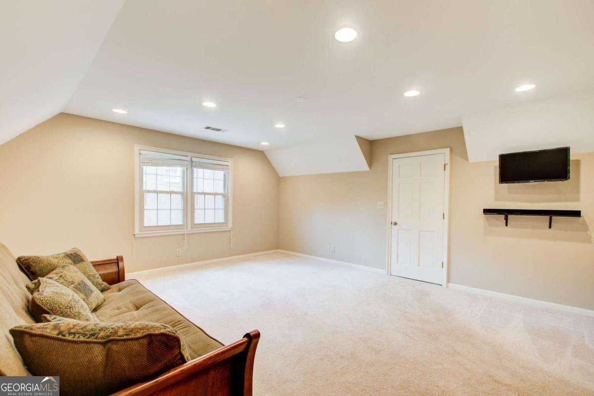 5163 CHARLEMAGNE Way Lilburn - 44