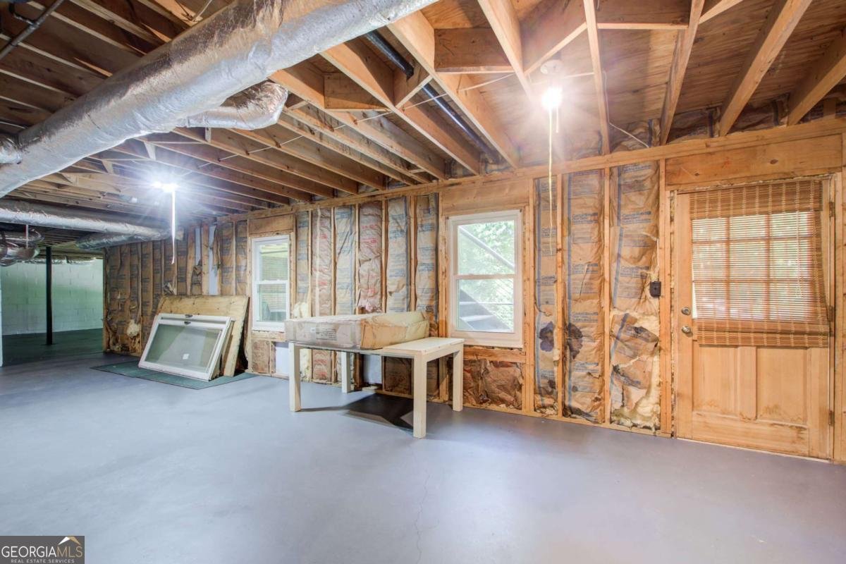 5163 CHARLEMAGNE Way Lilburn - 48