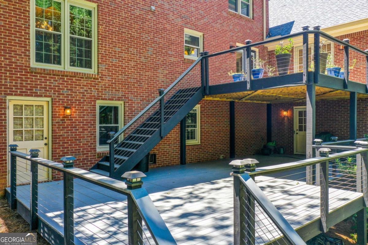 5163 CHARLEMAGNE Way Lilburn - 51