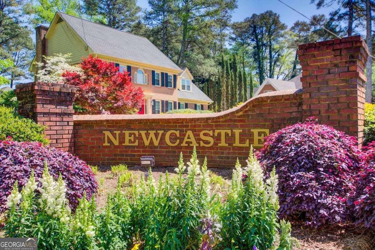 5163 CHARLEMAGNE Way Lilburn - 63