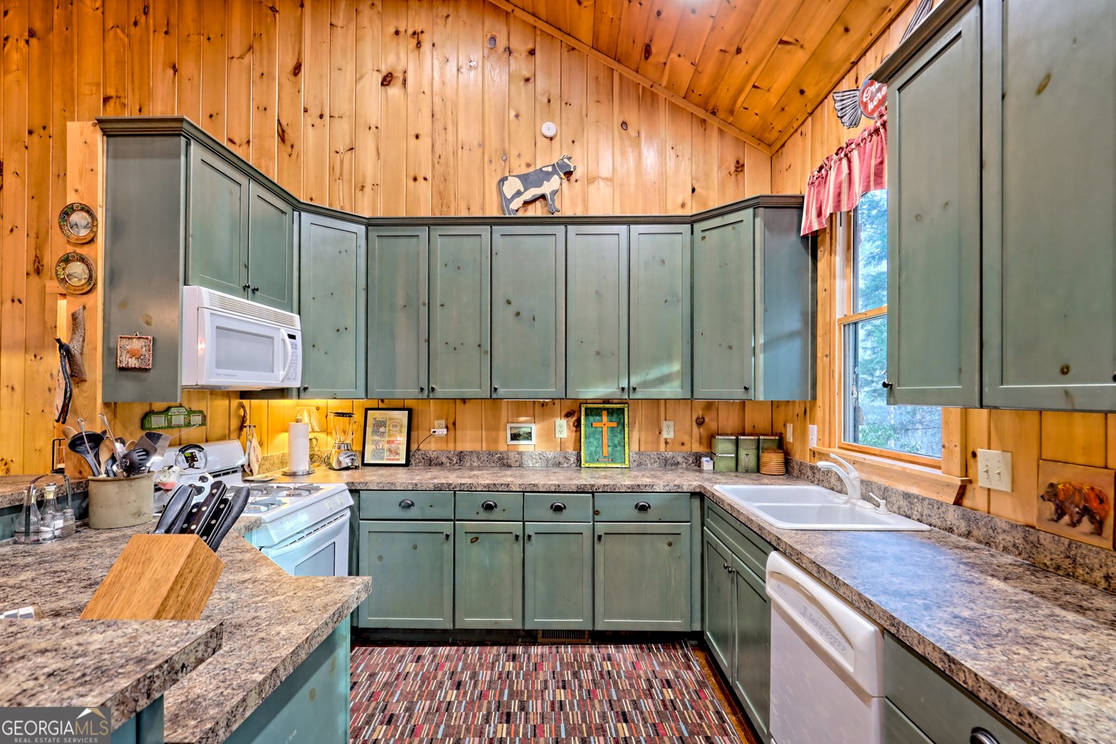 341 Brookwood Lane Clarkesville - 22