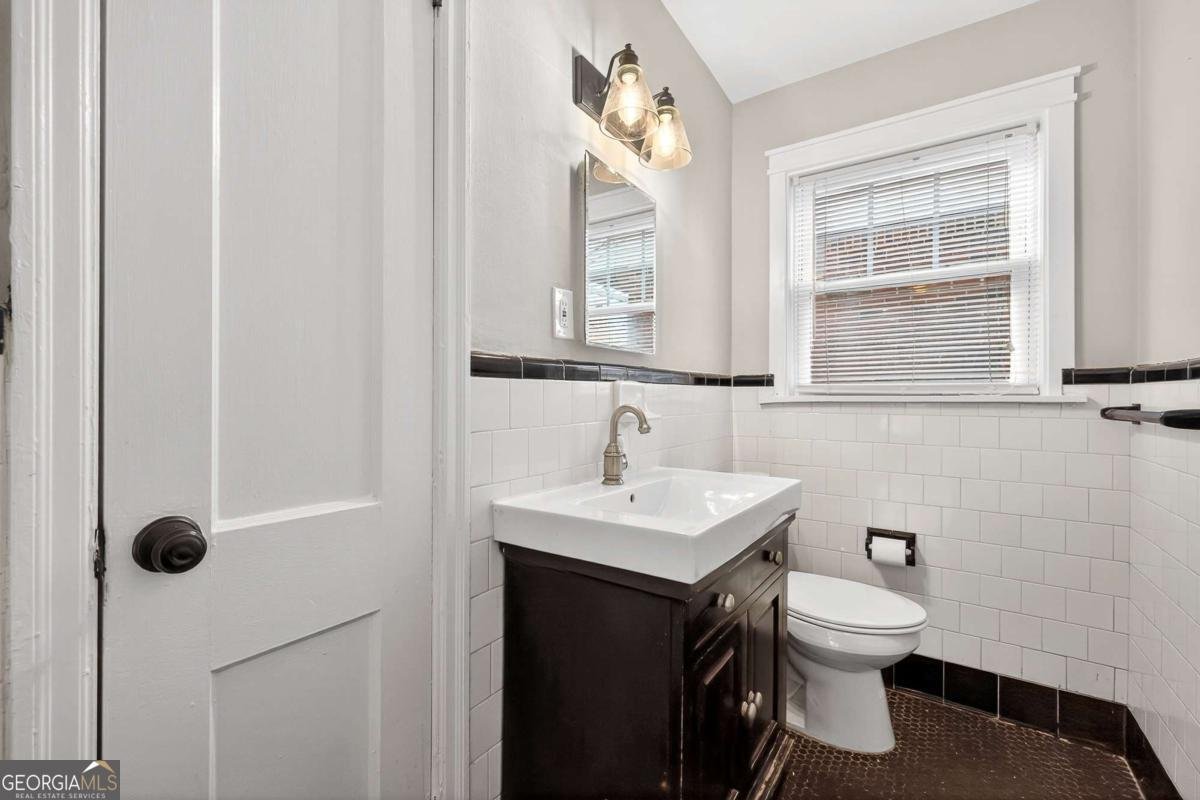 1131 Harwell Street Atlanta - 23