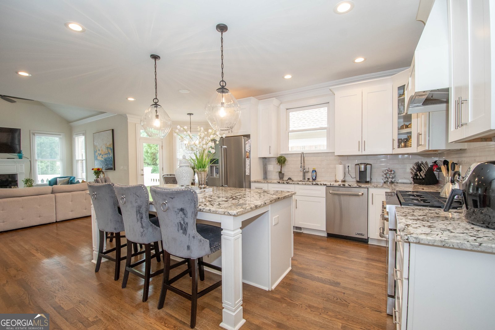 4054 Lyon Boulevard Atlanta - 19