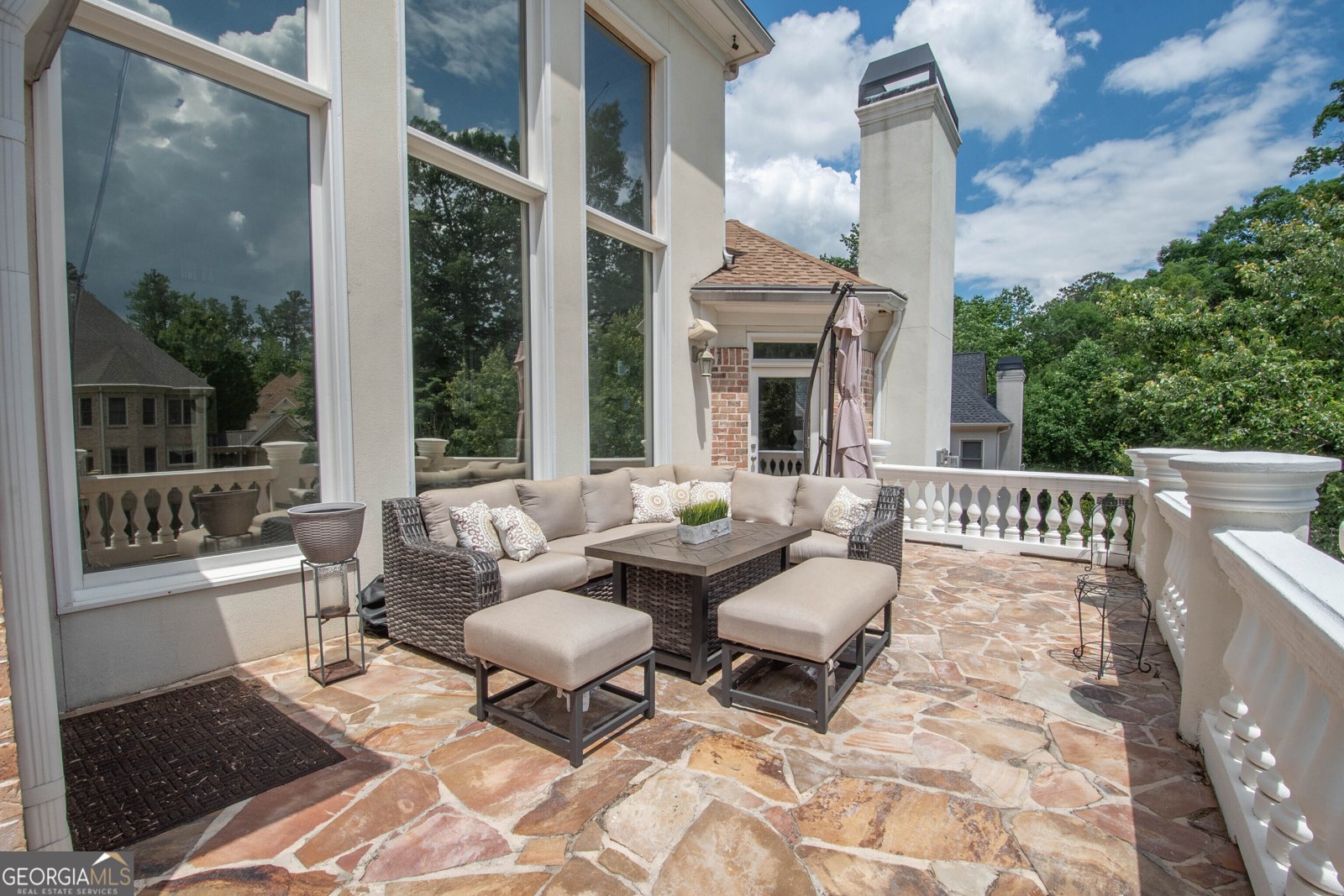 4054 Lyon Boulevard Atlanta - 33