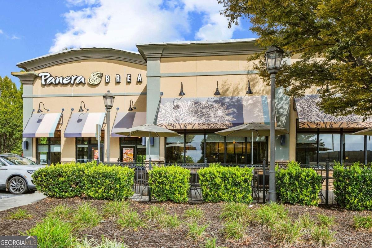 902 Tree Creek Boulevard Lawrenceville - 35