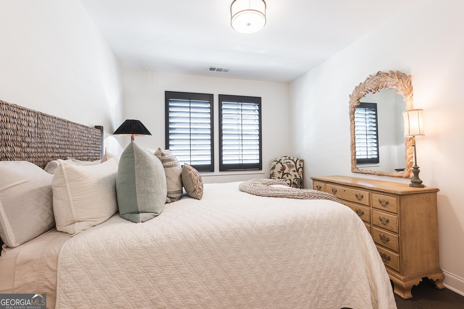 1255 Lakeside Overlook Canton - 43