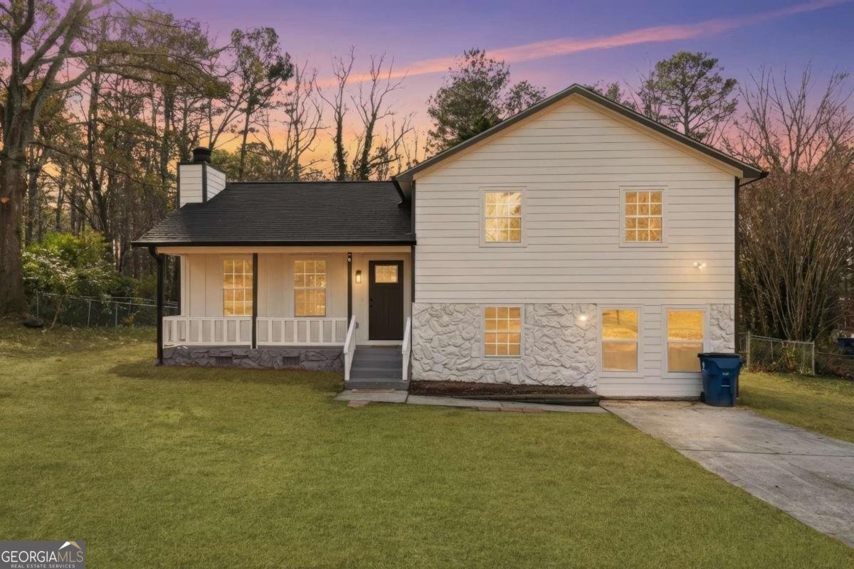 1429 Ridgewood Place Lawrenceville - main photo