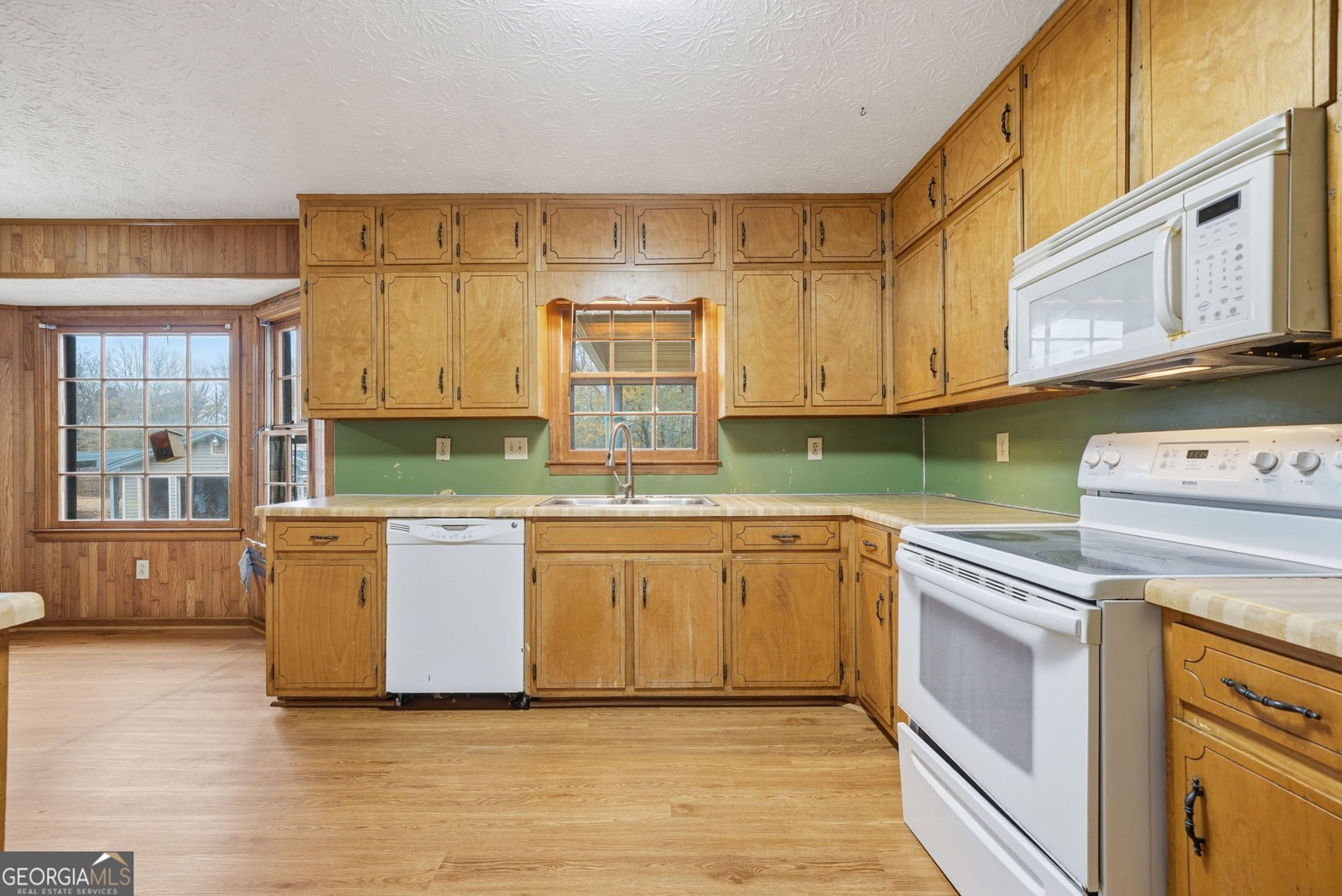 1675 Knight Circle Loganville - 18