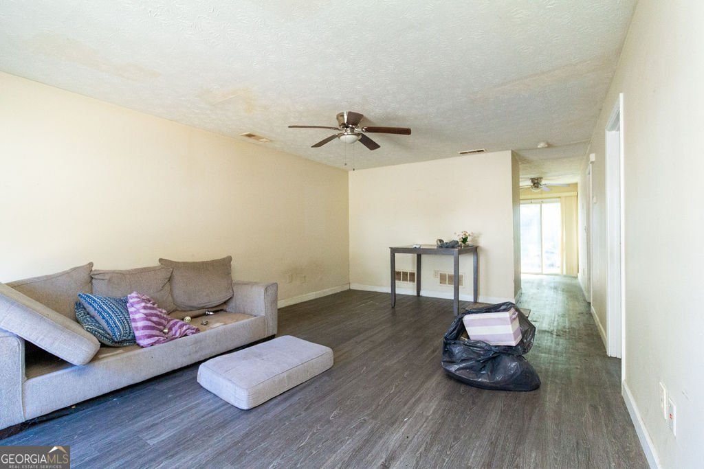 8654 Ashley Way Douglasville - 2