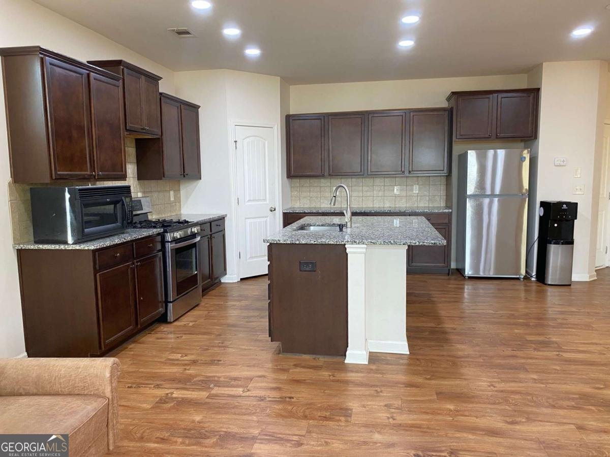 3131 WILDBERRY RUN Lane Snellville - 10